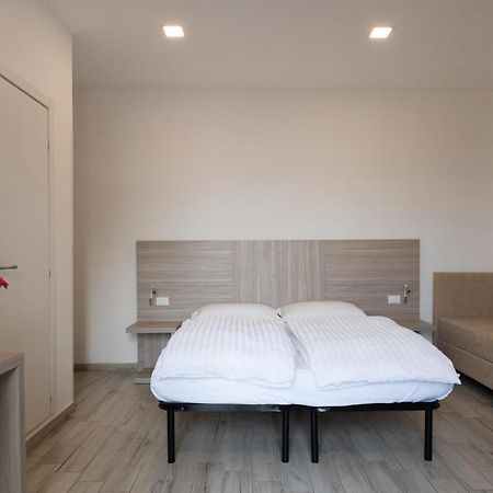 Hotel Deutsche Familien Finale Ligure Kültér fotó