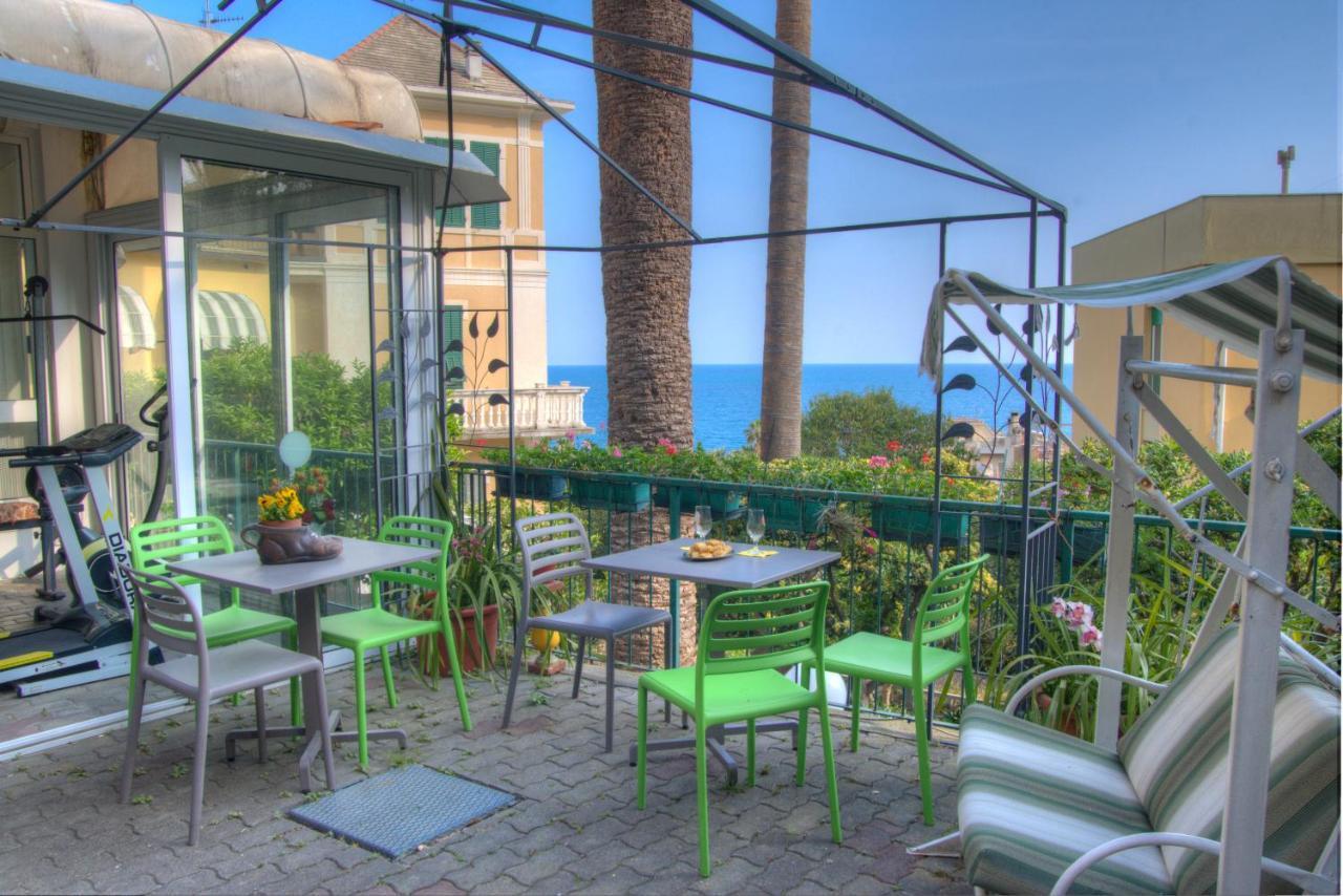 Hotel Deutsche Familien Finale Ligure Kültér fotó