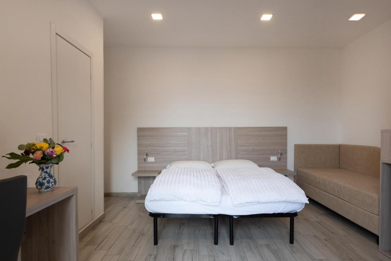 Hotel Deutsche Familien Finale Ligure Kültér fotó