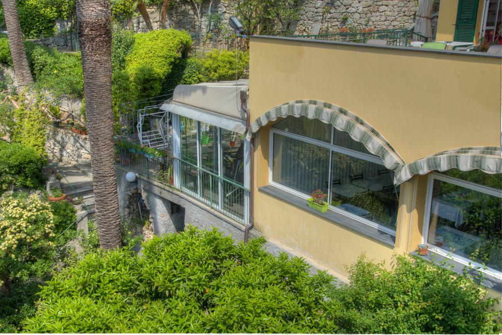 Hotel Deutsche Familien Finale Ligure Kültér fotó