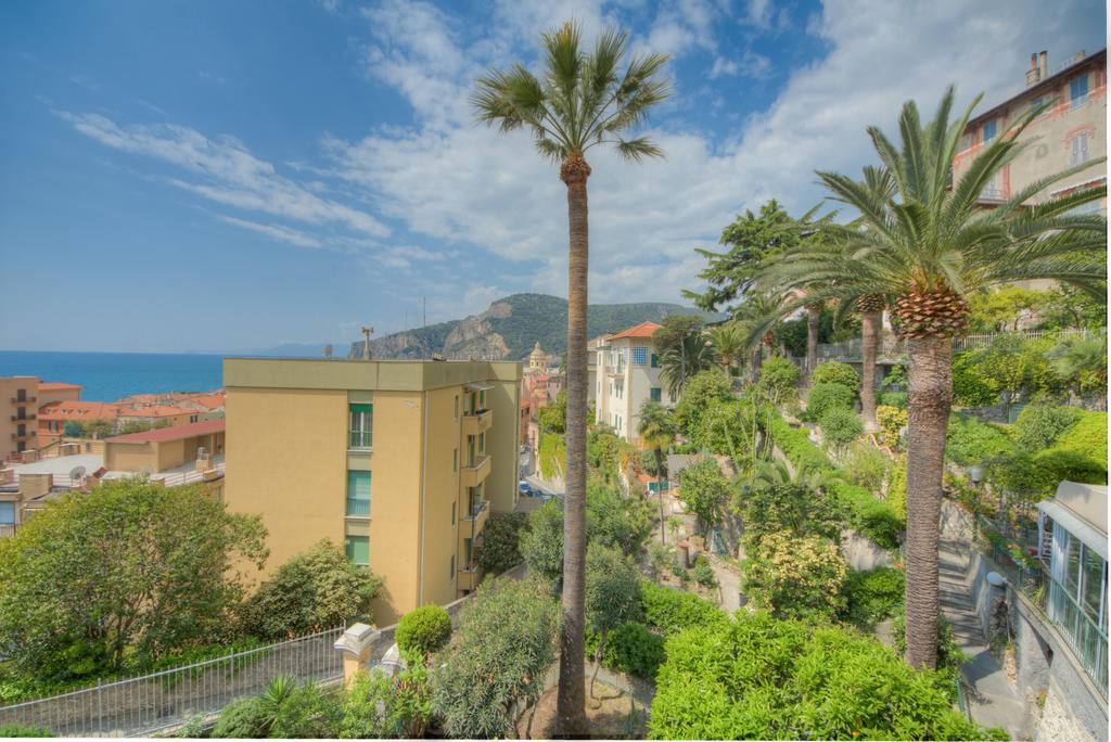Hotel Deutsche Familien Finale Ligure Kültér fotó